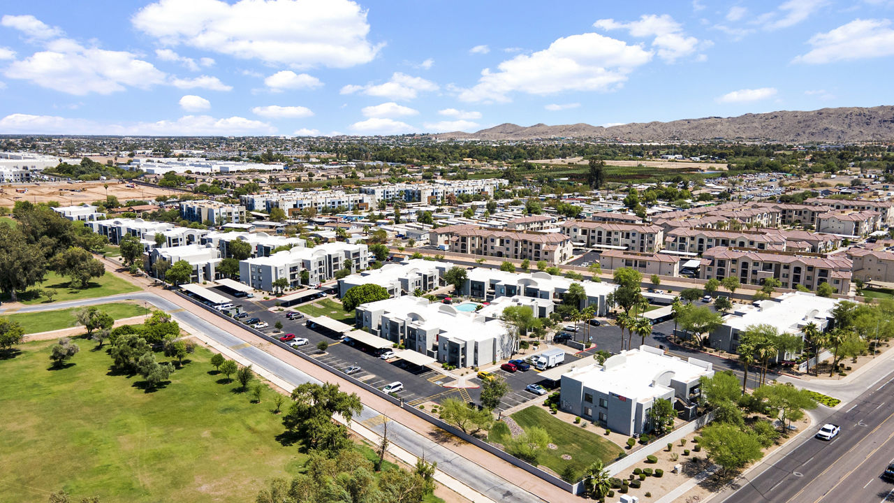 Esteban Park Apartments Phoenix Az 2 of 12