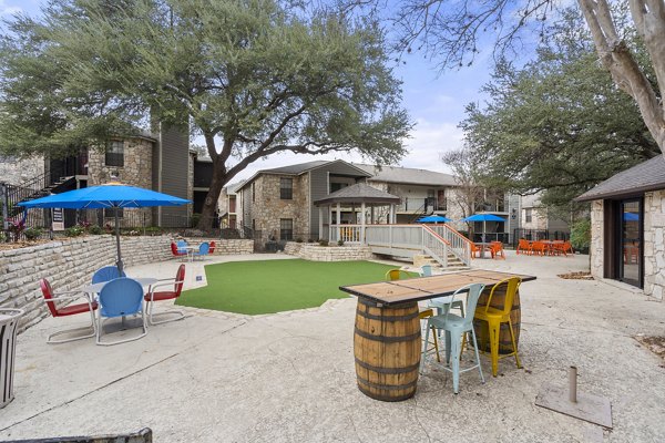 patio at Seraphina Castle Hills Apartments 