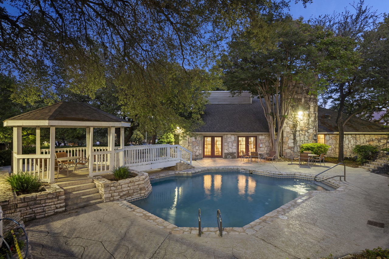 Seraphina Castle Hills San Antonio Tx 3 of 12