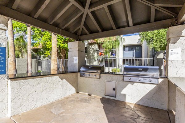 grill area/patio at Avana River Ranch Apartments