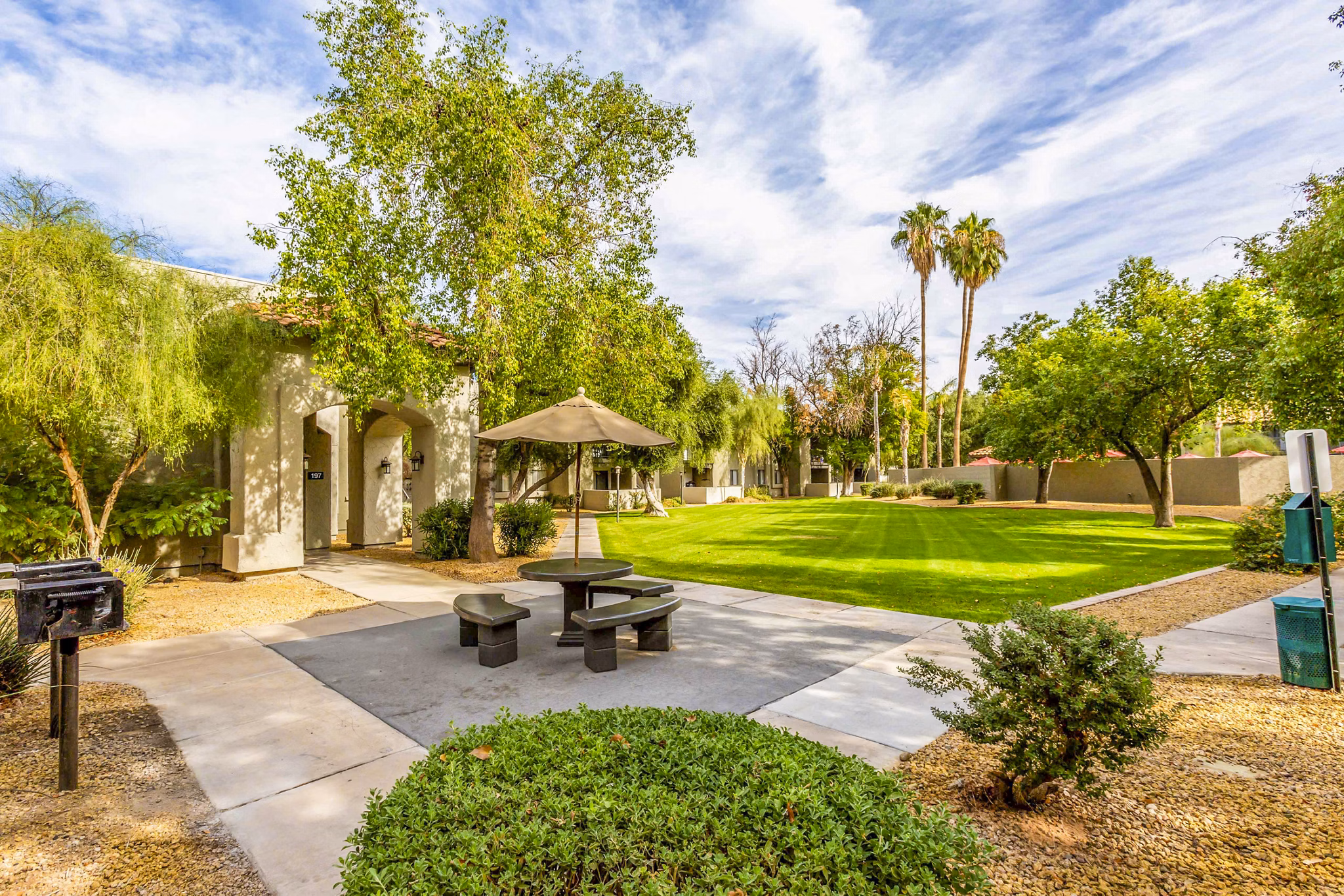 dog park/patio at Avana River Ranch Apartments