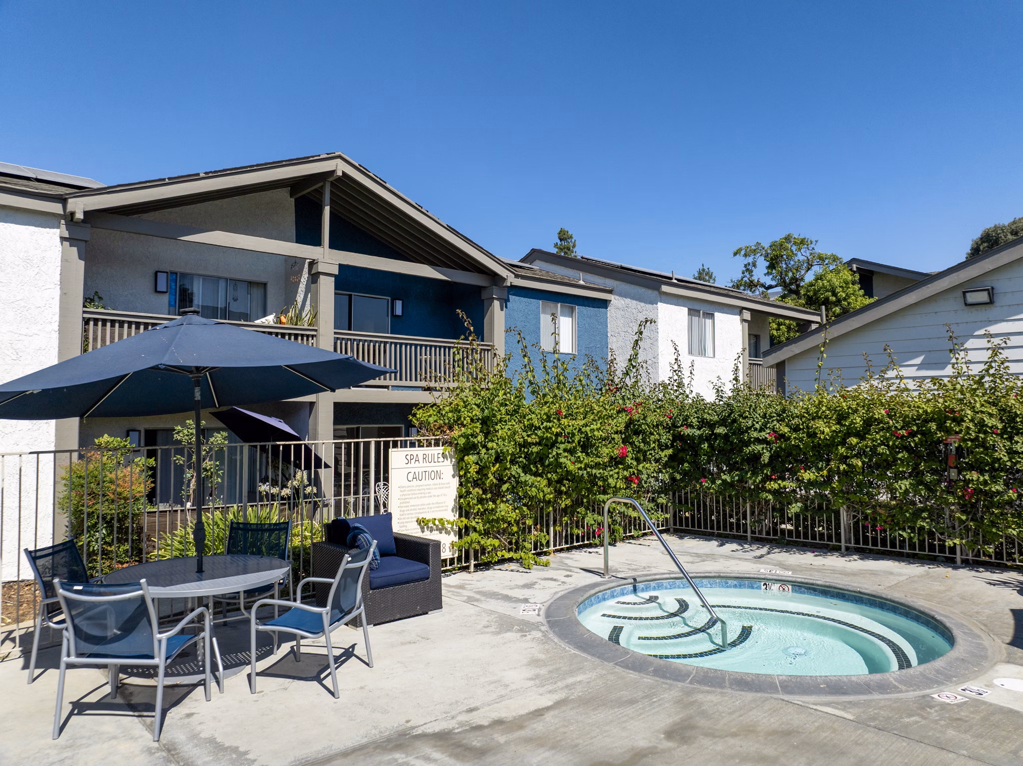 pool at Rancho Vista Apartments