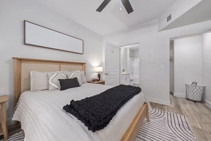 bedroom at Emory Old Town Apartments