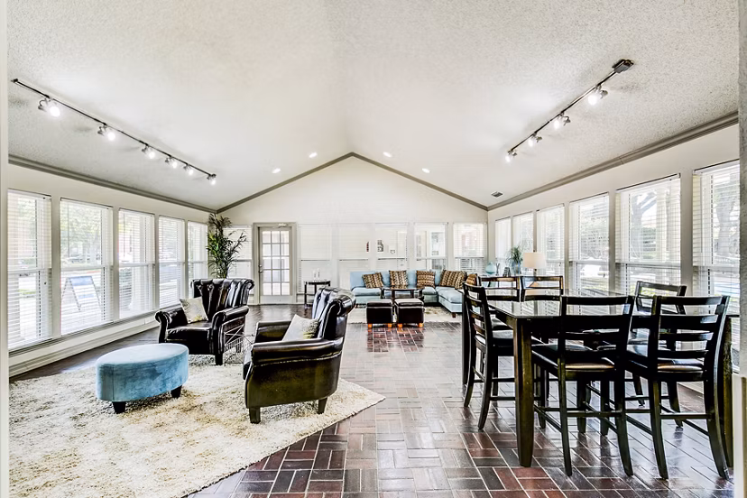 Elegant clubhouse lobby with modern decor in The Georgian Apartments