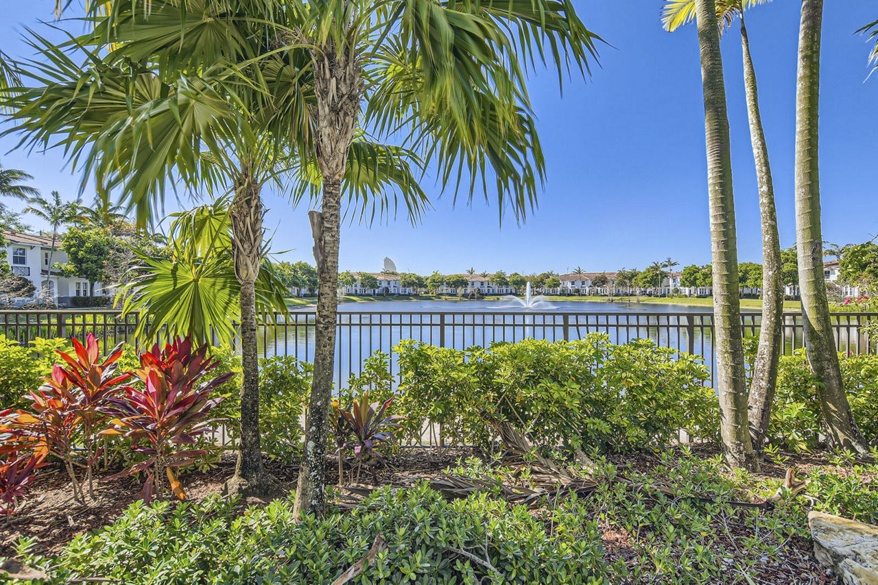 Solero At Plantation Plantation Fl 9 of 12