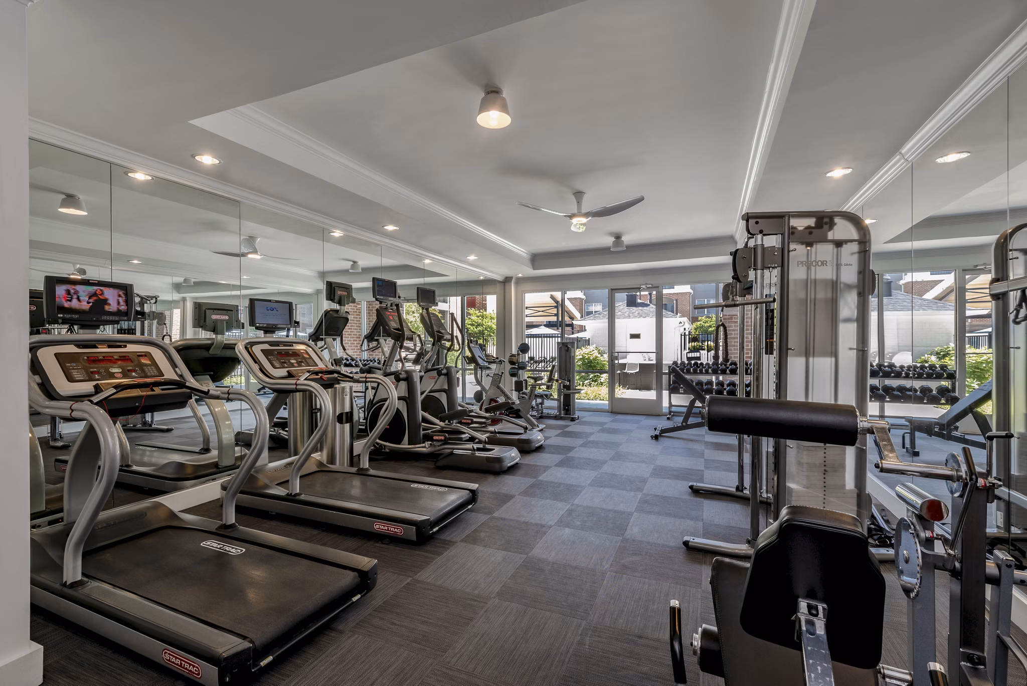 Ashton at Dulles: Modern luxury apartments near Dulles Airport featuring scenic community spaces