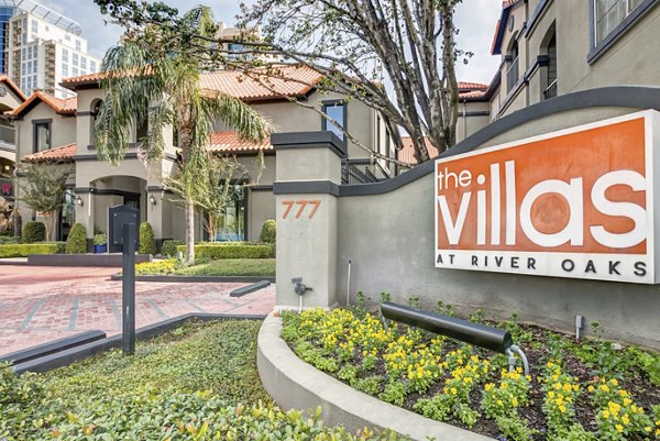 Villas at River Oaks Apartments