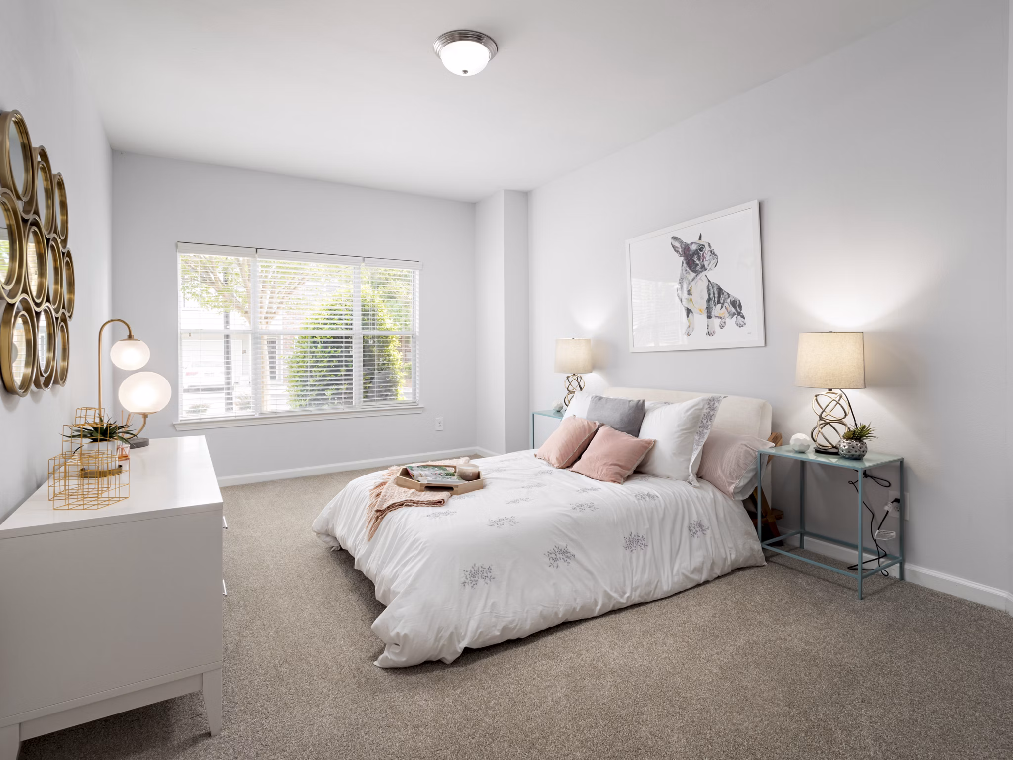 Bedroom featuring elegant decor and comfortable furnishings at Mandalay Villas Apartments