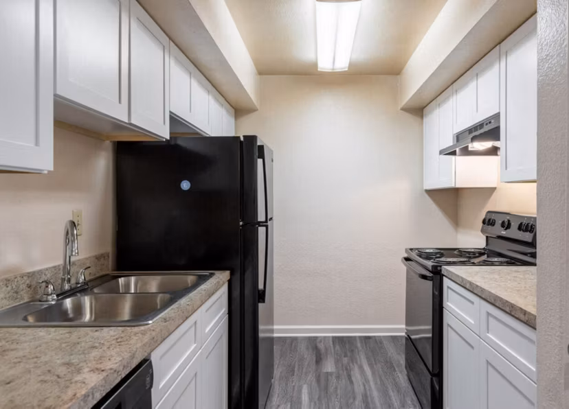 kitchen at Greenhouse Apartments