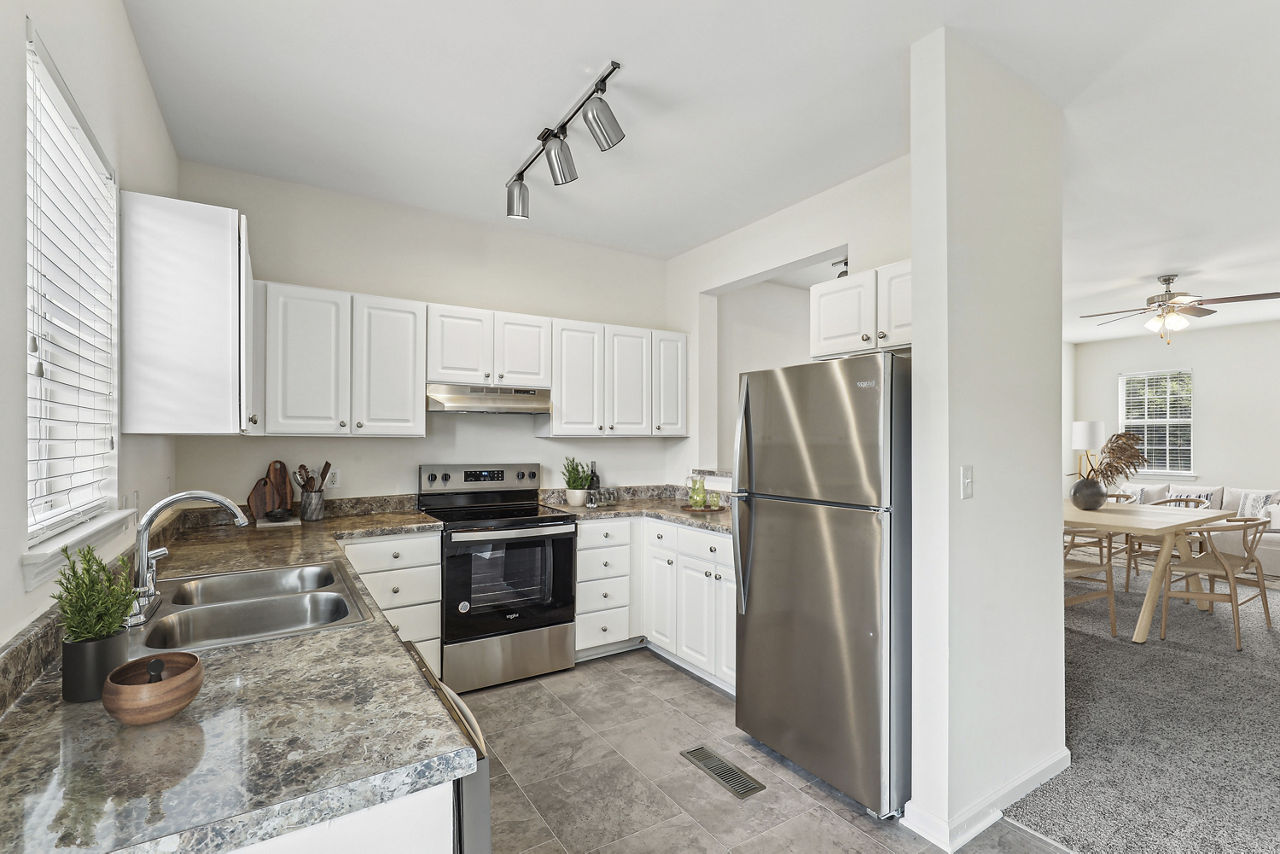 The Pointe At New Town Apartments Williamsburg Va 5 of 12