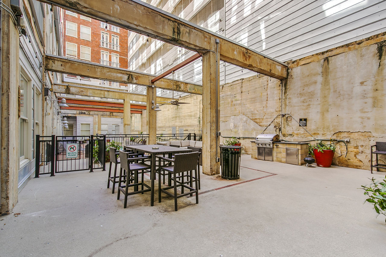 Interurban Building Apartments Dallas Tx 2 of 12