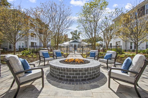 fire pit/patio at 1000 West Apartments