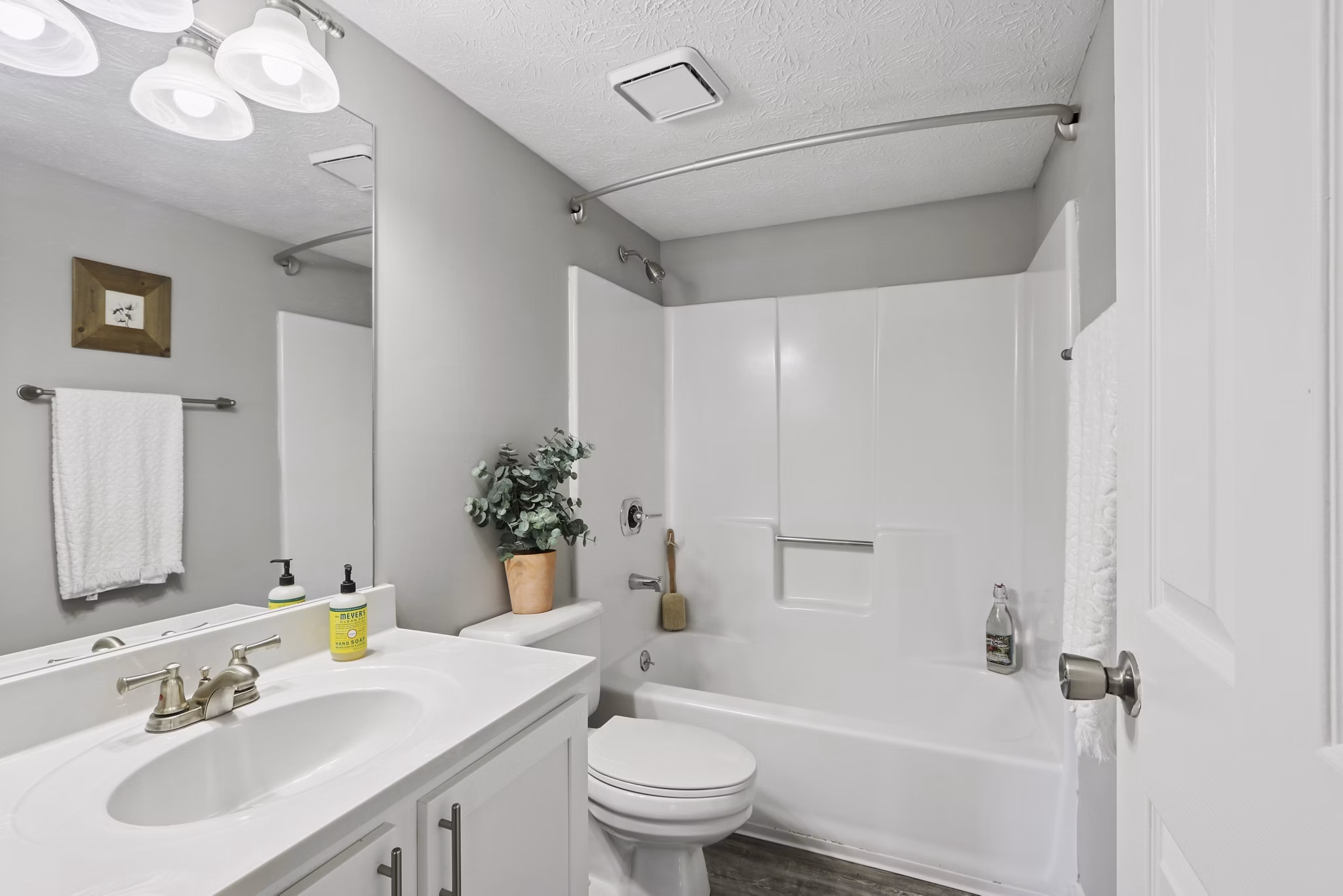 bathroom at Mallard Crossing at St. Matthewsb Apartments