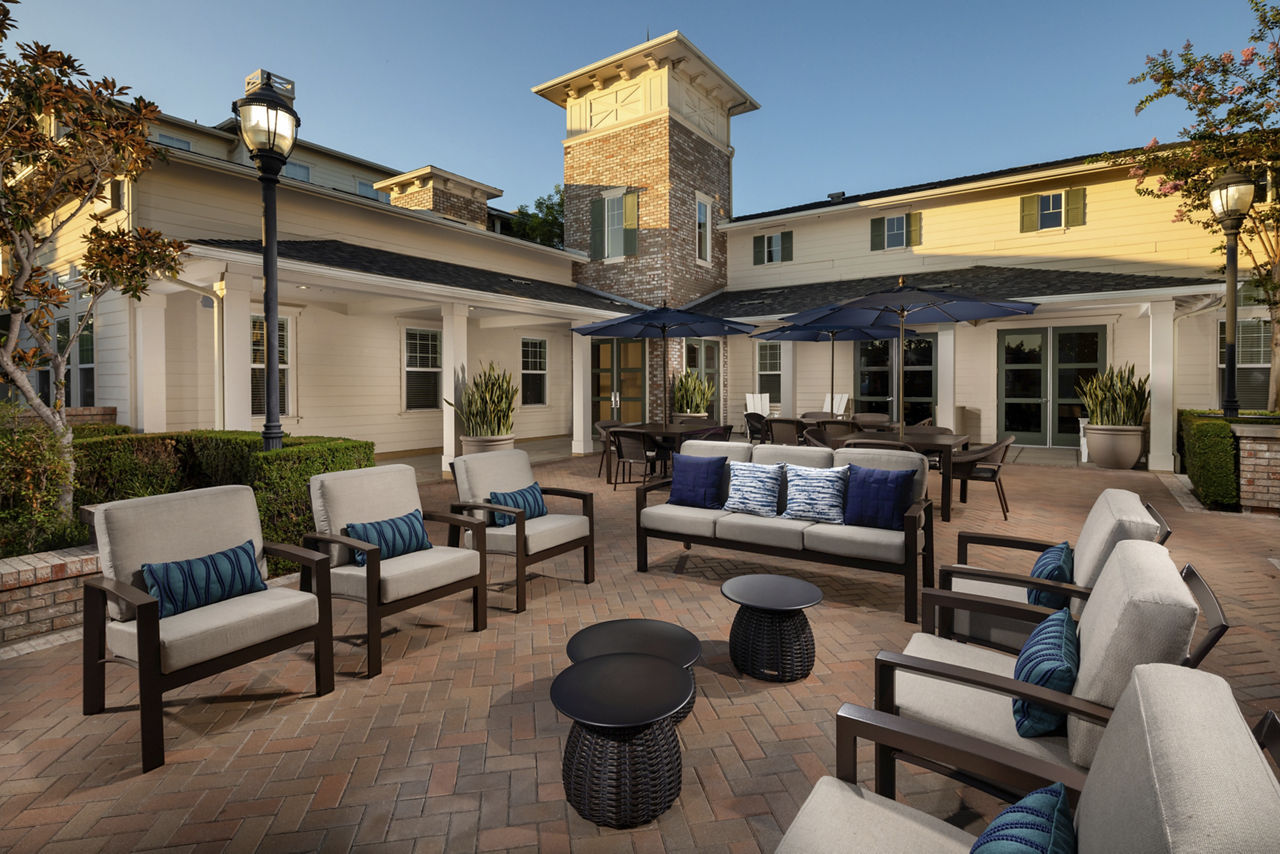 Coventry Court Luxury Senior Apartments Tustin Ca 12 of 12