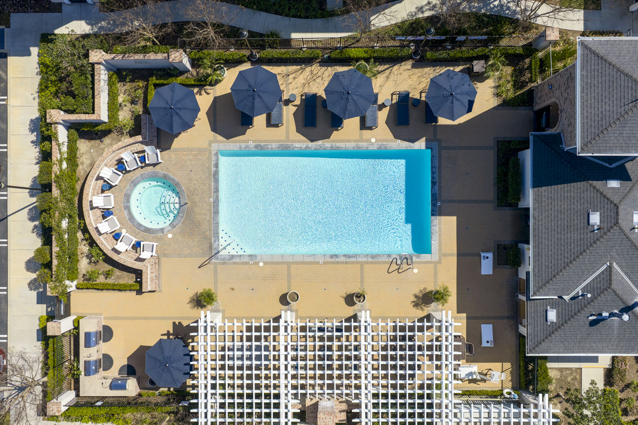Coventry Court Luxury Senior Apartments Tustin Ca 6 of 12
