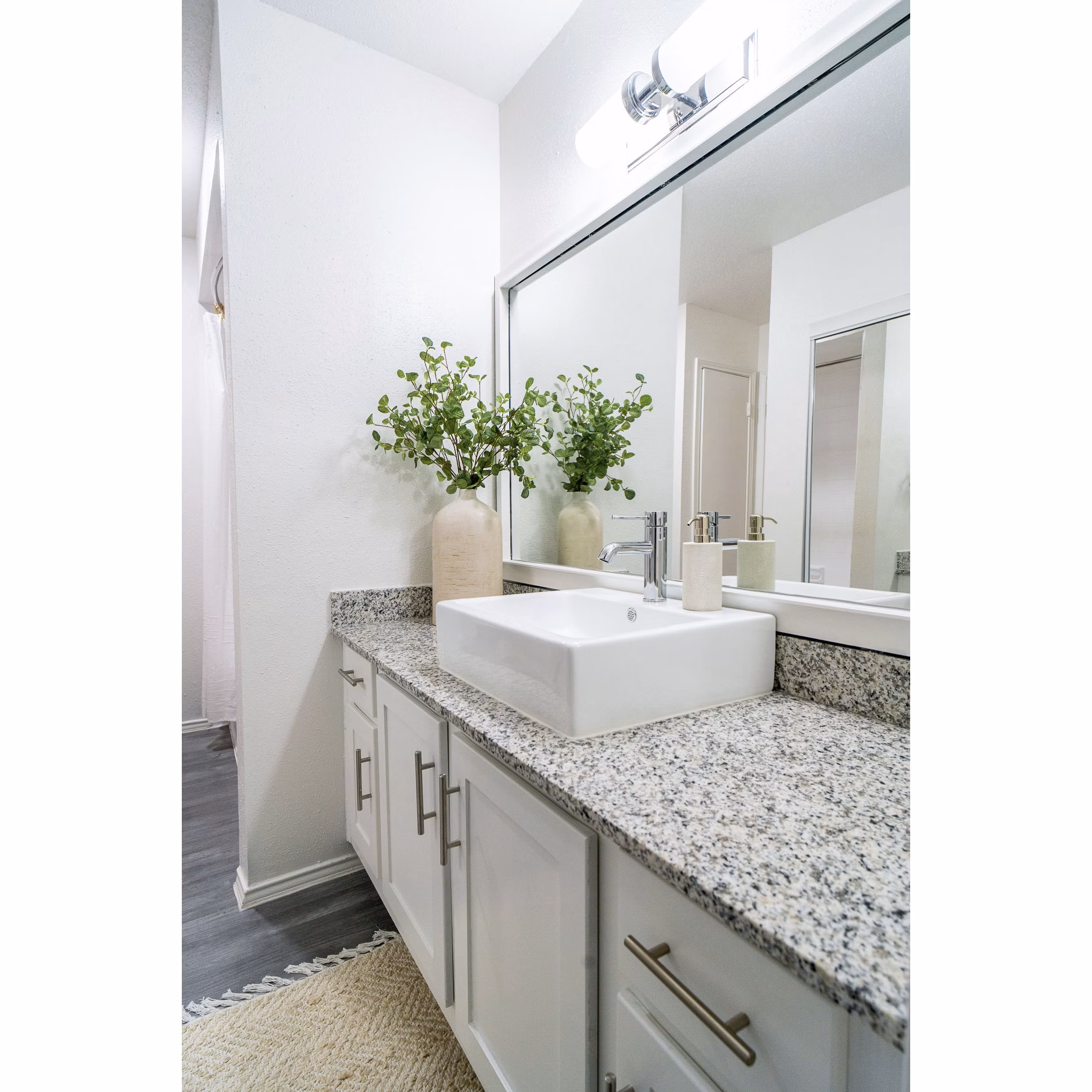 bathroom at The Patten West Apartments
