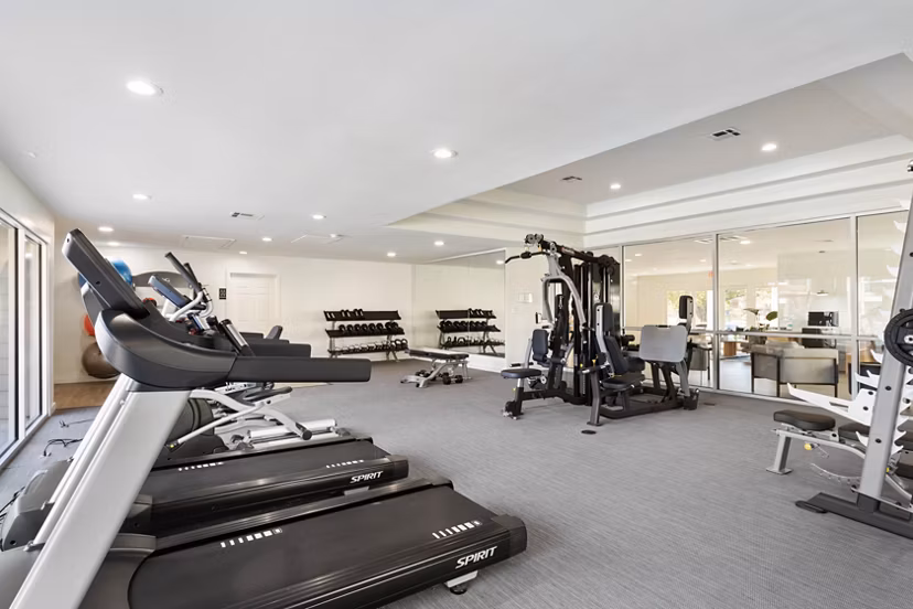 State-of-the-art fitness center with modern equipment at Coventry Park Apartments