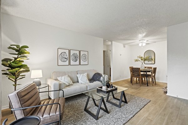 living room at Coventry Park Apartments