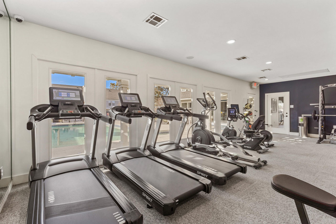 Gym at Cascades At Southern Hills Apartments (5 of 6)
