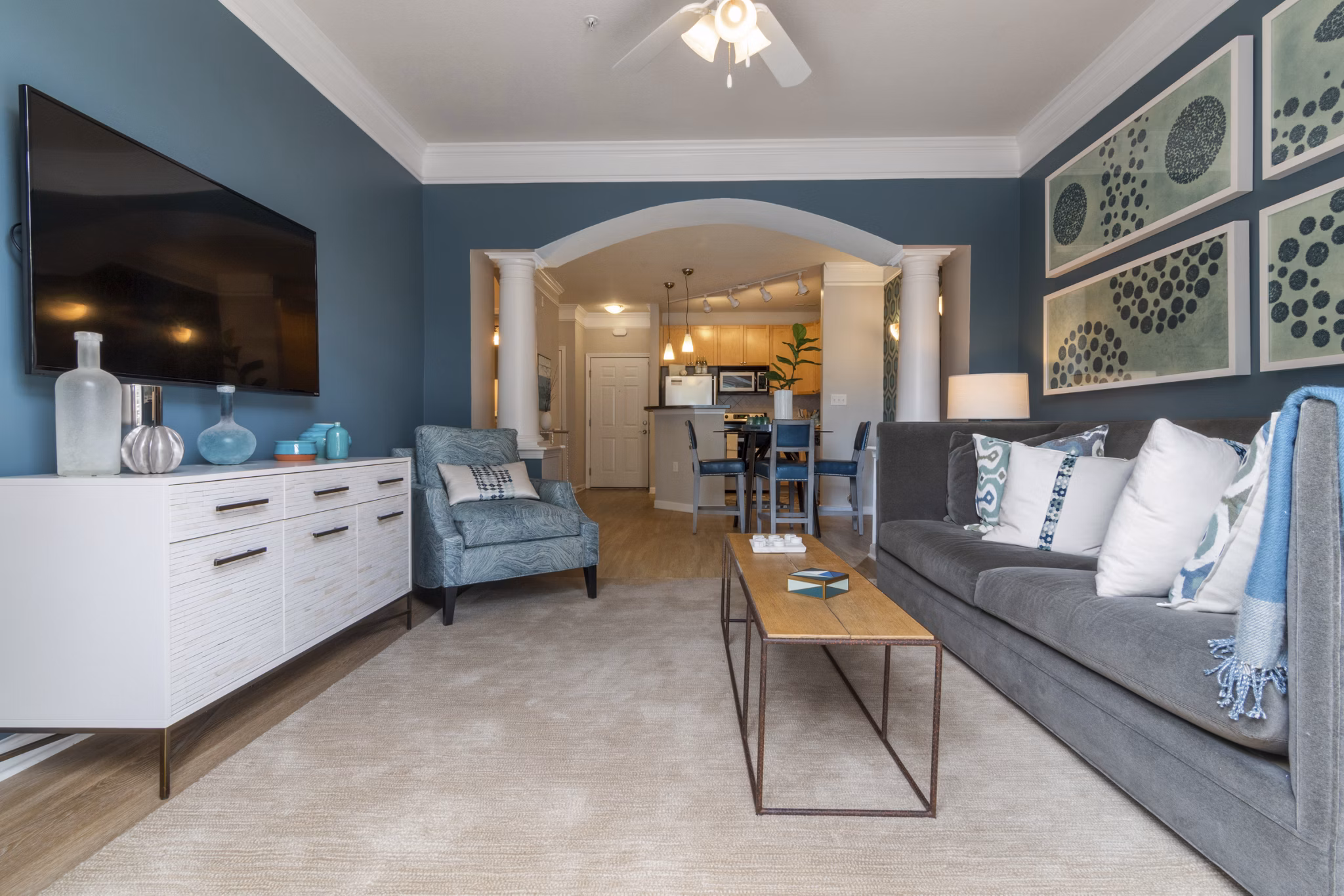 Spacious living room with modern furnishings in Oberlin Court Apartments