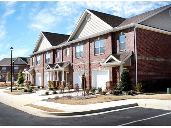 exterior at Villas at Loganville