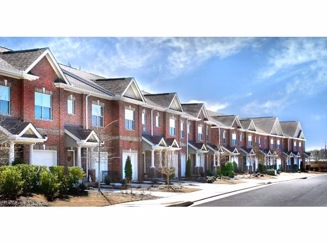 Villas at Loganville: Chic garden-style apartment community in Loganville, perfect for luxury living