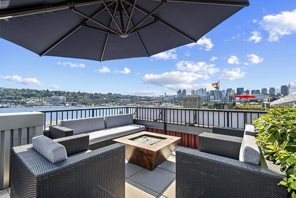 fire pit at 1611 on Lake Union Apartments
