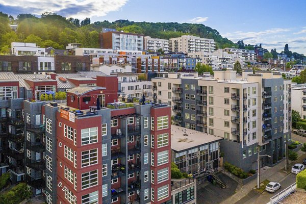 view at 1611 on Lake Union Apartments