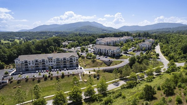 Verde Vista Apartments: Luxury high-rise with landscaped grounds