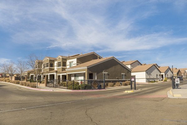 exterior at Diamond Mesa Apartments