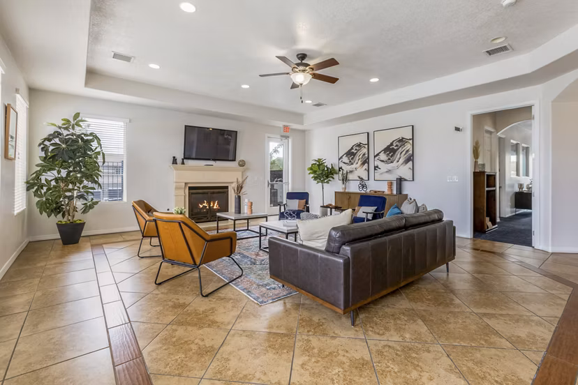 clubhouse at Diamond Mesa Apartments