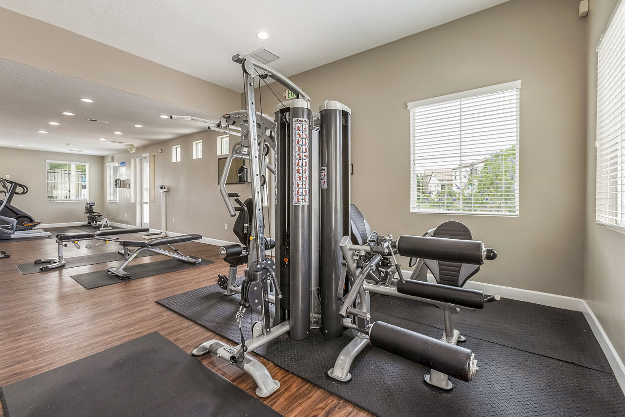 Gym at Diamond Mesa (3 of 4)
