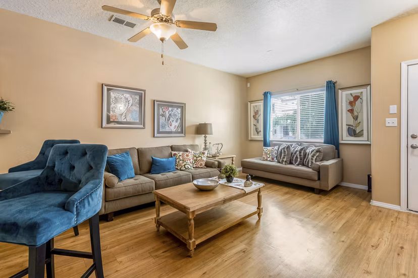 living room at Diamond Mesa Apartments