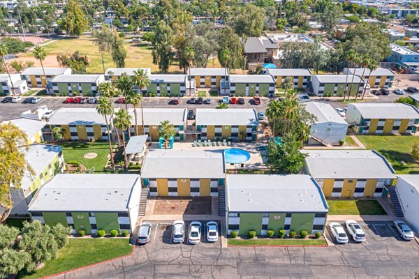 building at Westmount at Downtown Tempe Apartments