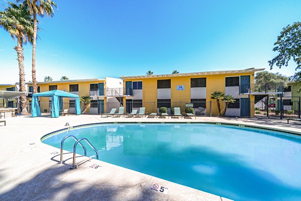 pool at Westmount at Downtown Tempe Apartments