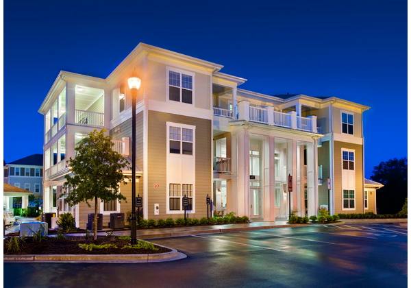 exterior at Headwaters at Autumn Hall Apartments