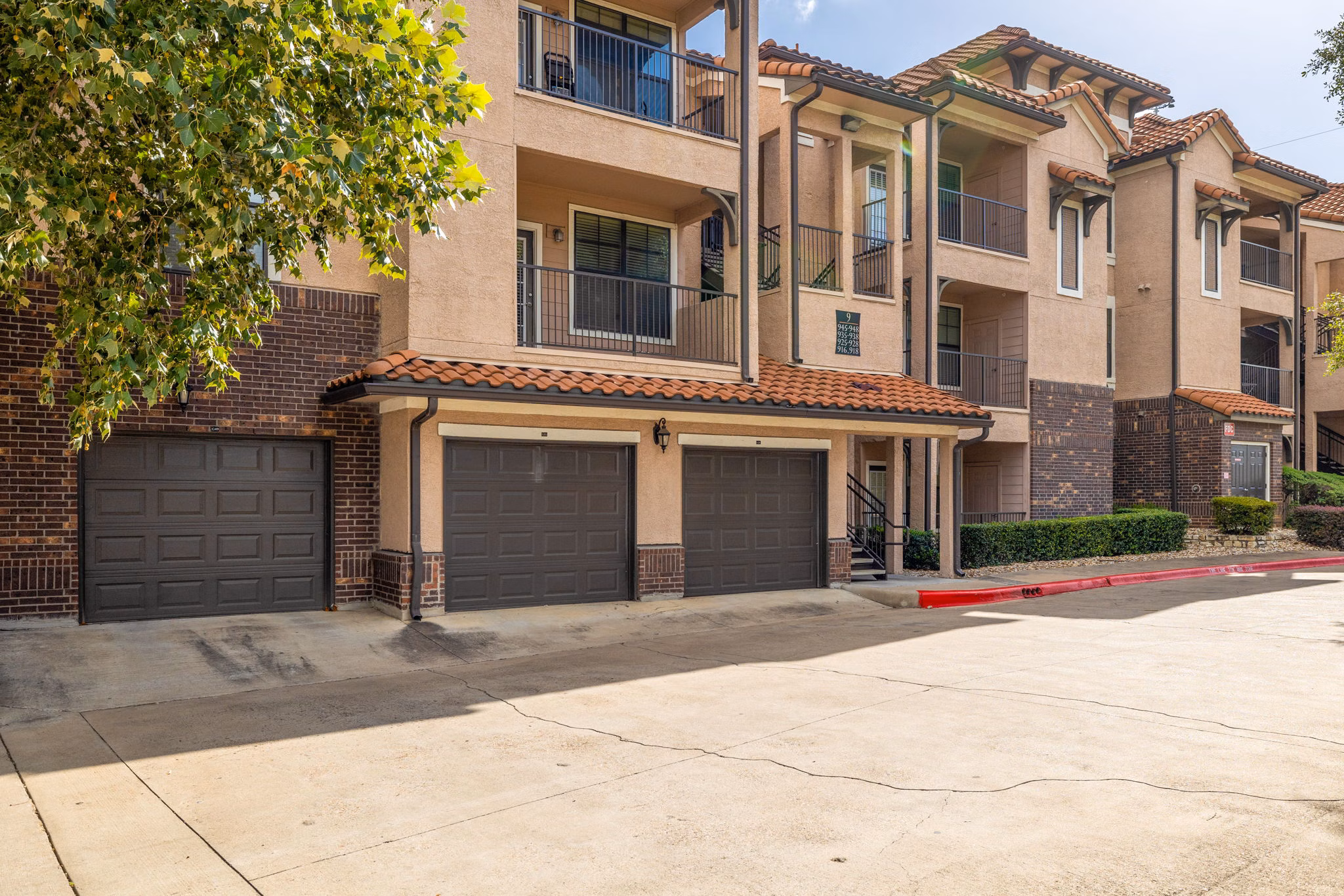 Ladera Apartments: Modern architecture building in a scenic neighborhood