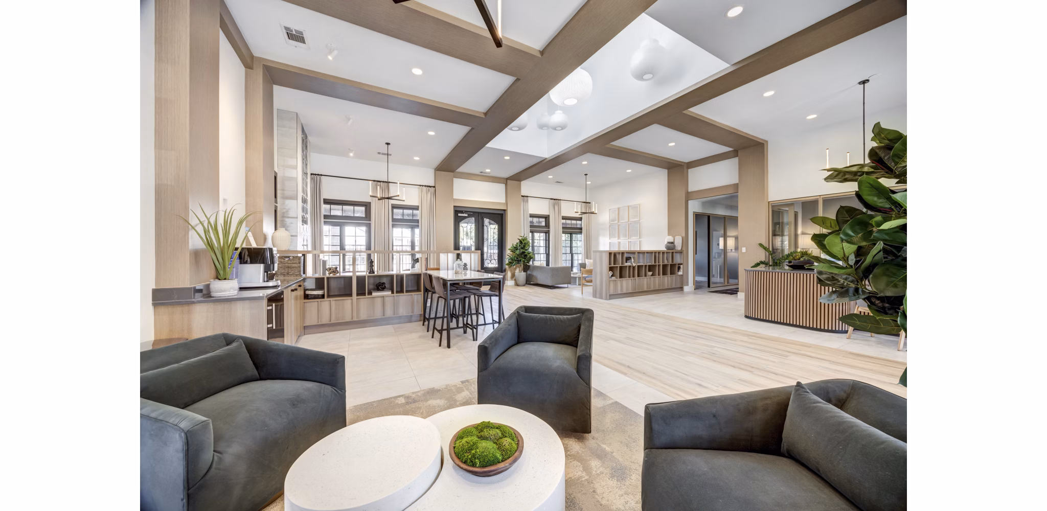 clubhouse at Barton Creek Villas Apartments