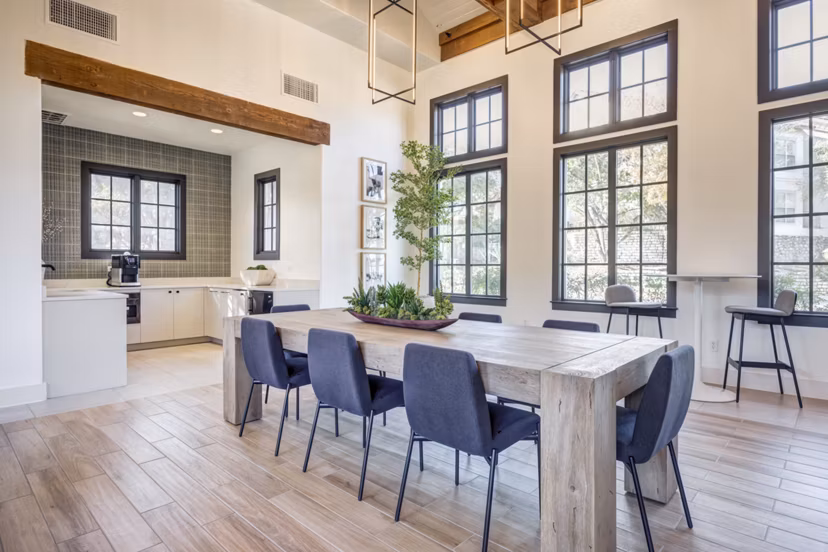 clubhouse at Barton Creek Villas Apartments