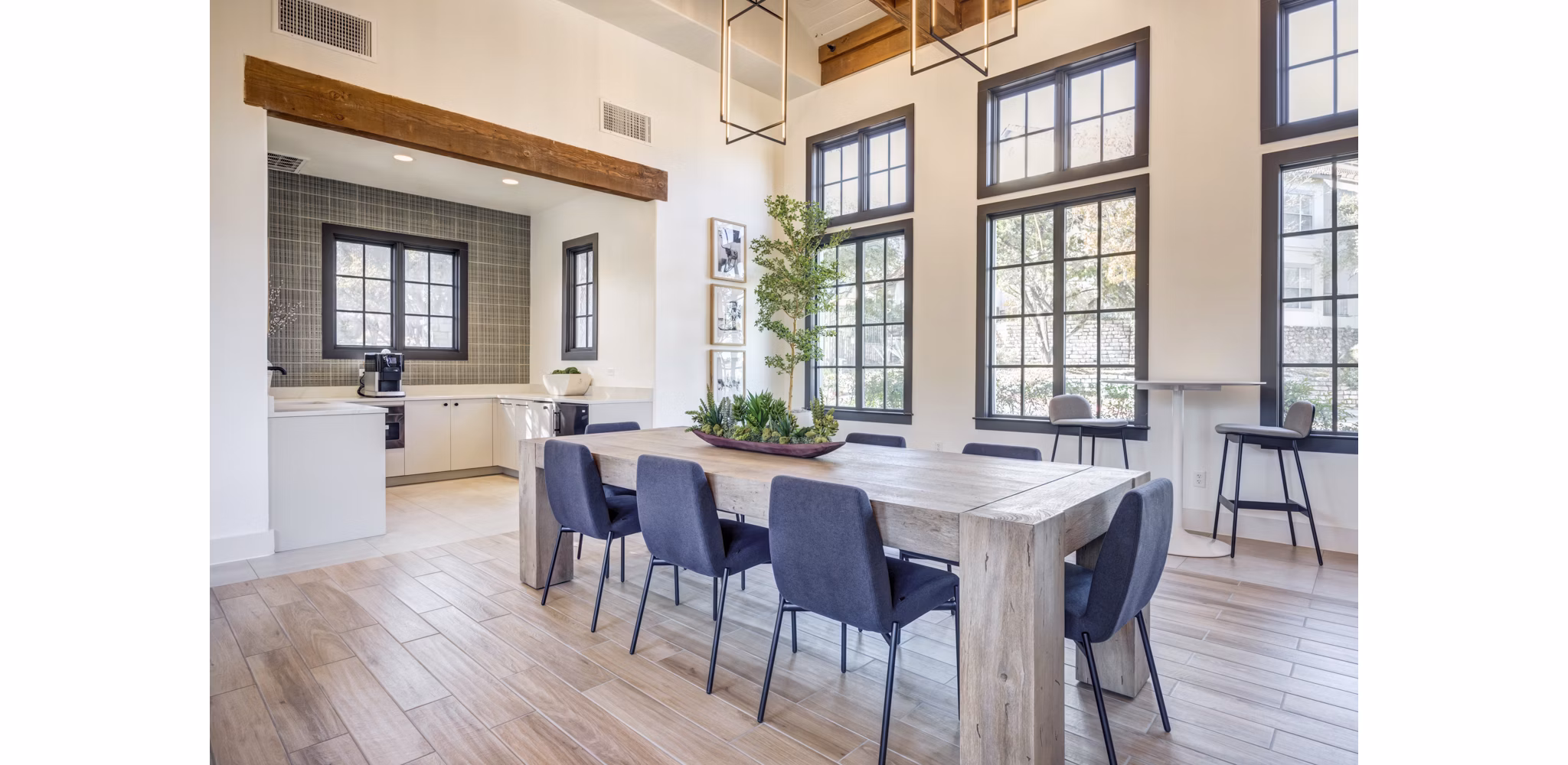 clubhouse at Barton Creek Villas Apartments