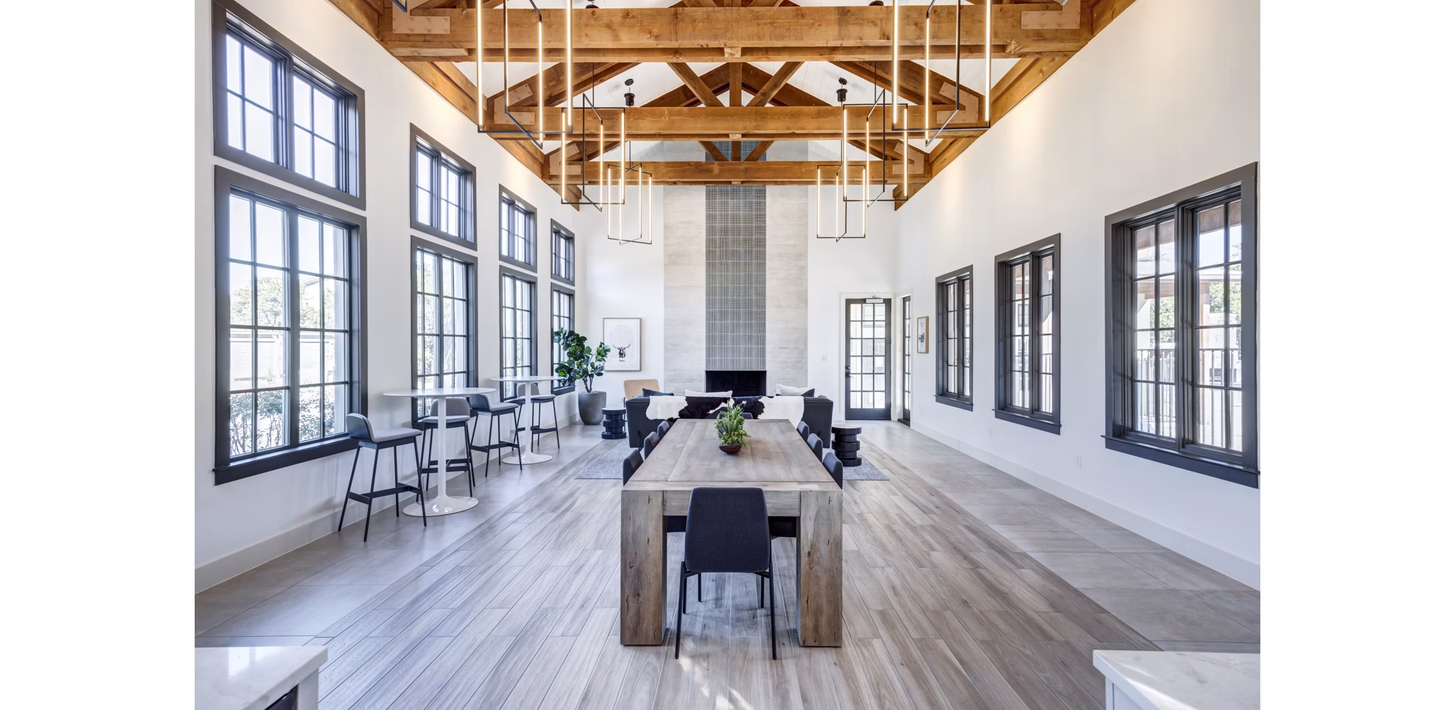 clubhouse at Barton Creek Villas Apartments