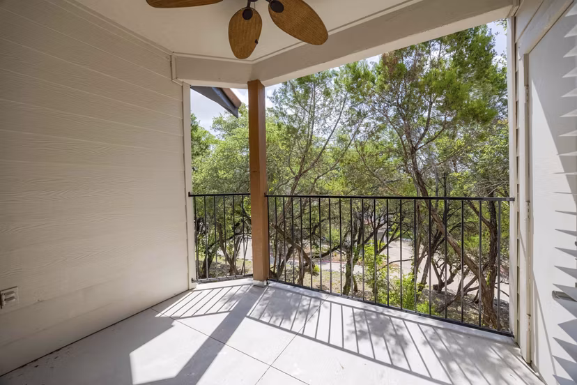 patio at Barton Creek Villas Apartments