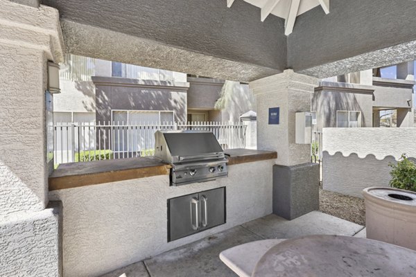 grill area at Vista Grove Apartments