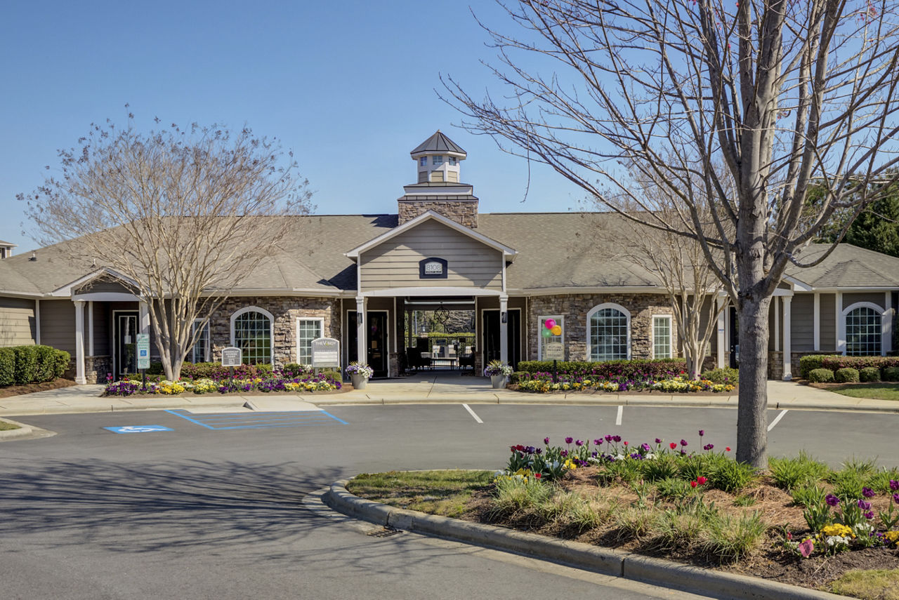 The Vinoy At Innovation Park Apartments Charlotte Nc 2 of 12