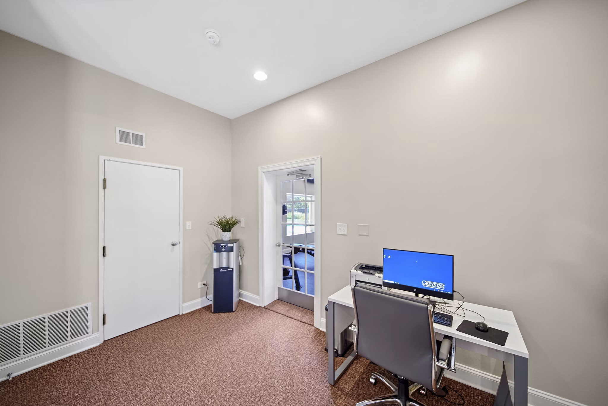 clubhouse at Waterford Place Apartments Apartments