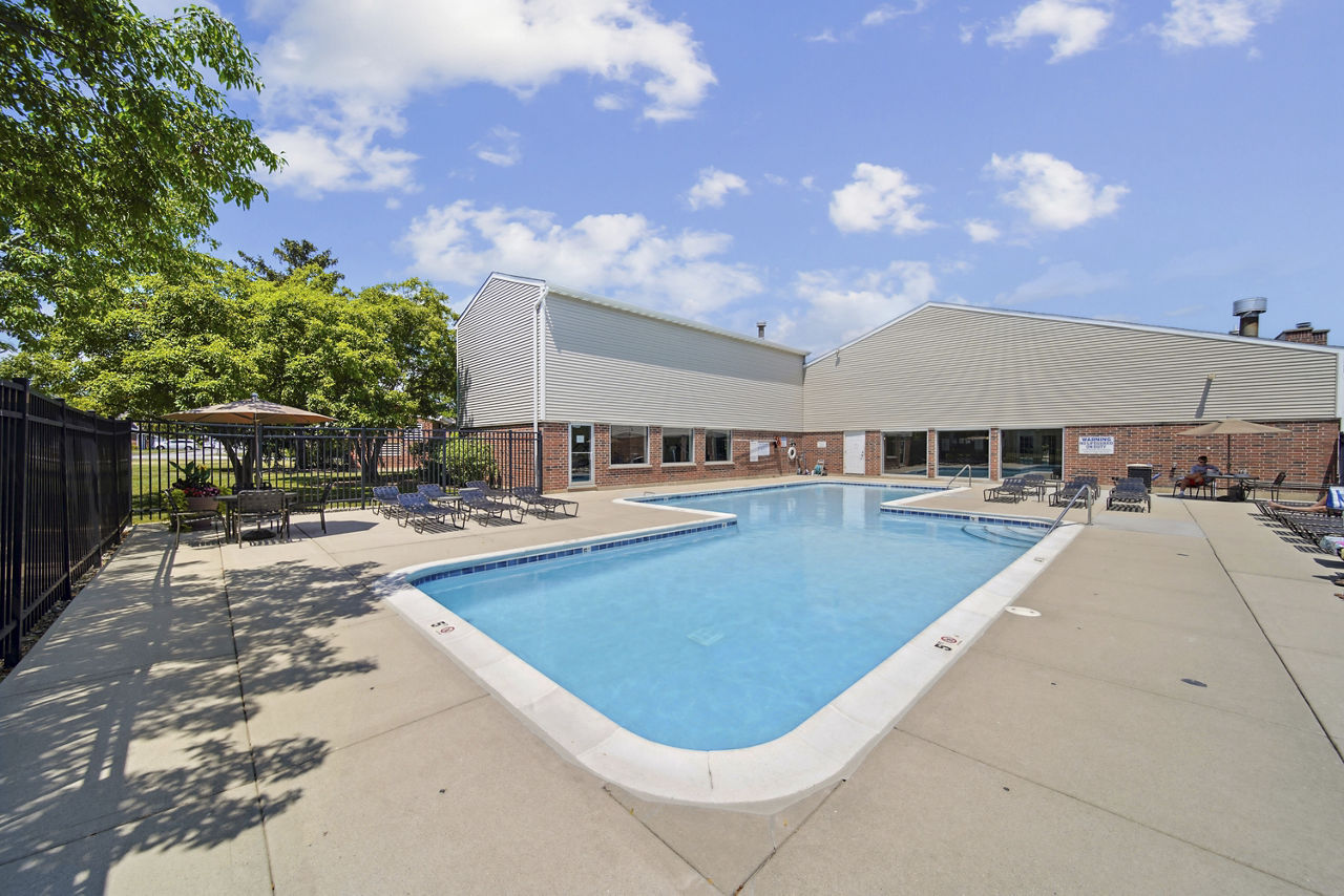 Waterford Place Apartments Arlington Heights Il 4 of 12