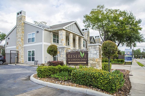 Reserve at Garden Oaks: Signage for luxury apartments in a vibrant community