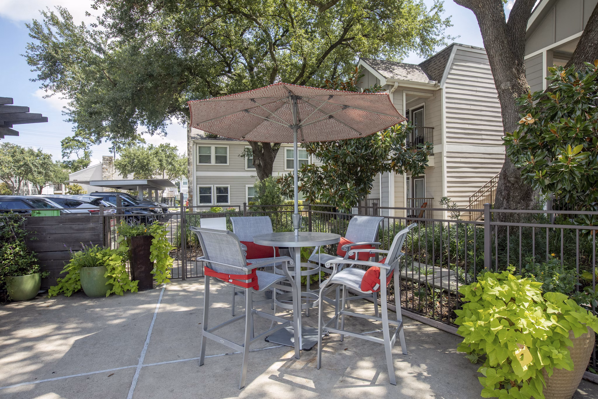 Patio at Reserve at Garden Oaks Apartments