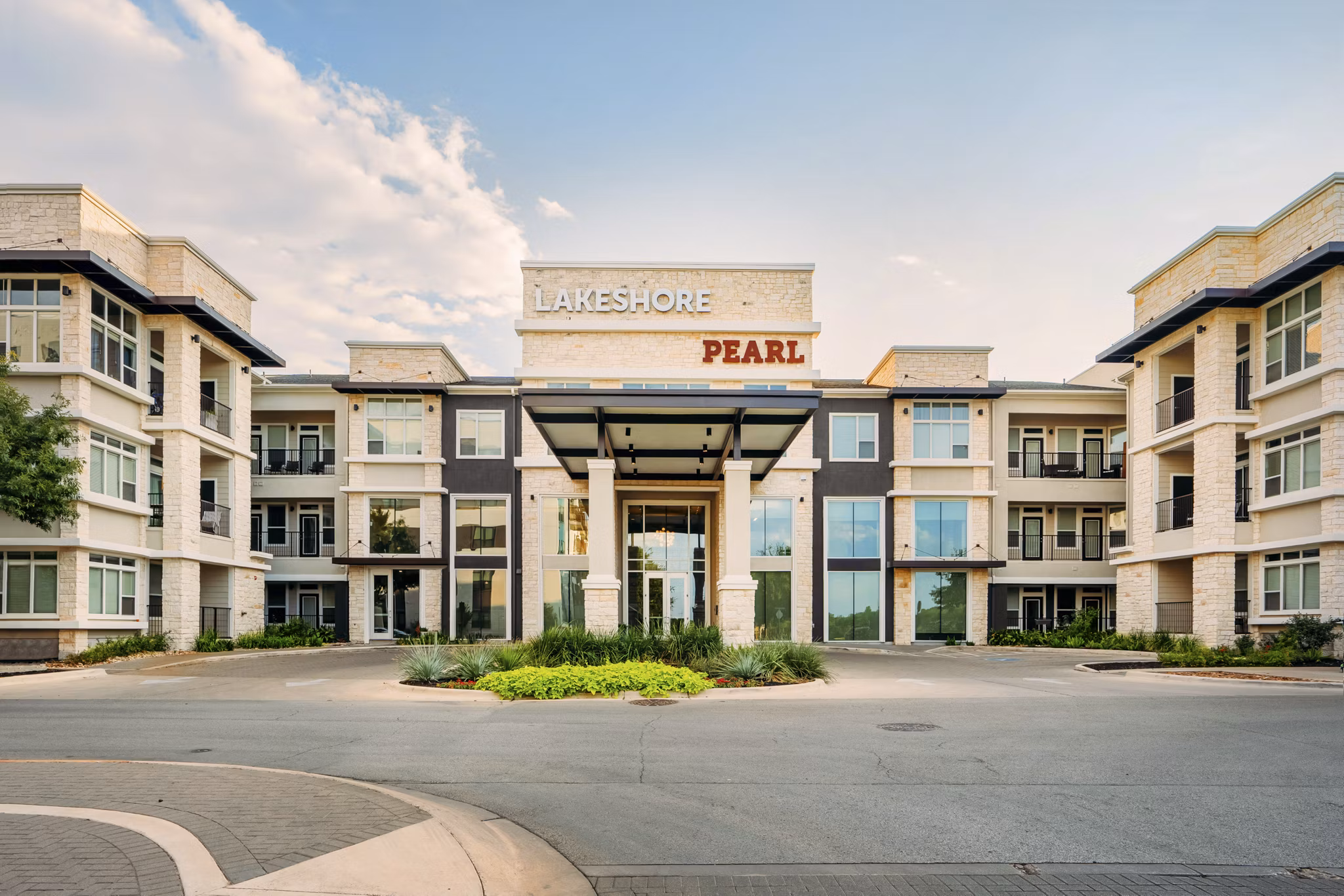 Property images of Lakeshore Pearl