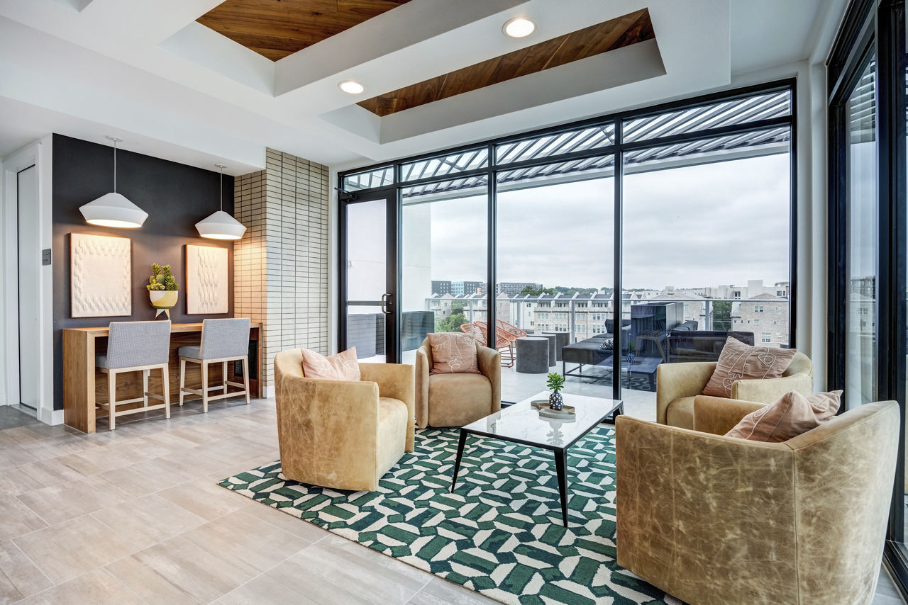 Lakeshore Pearl Austin Tx 8 of 12